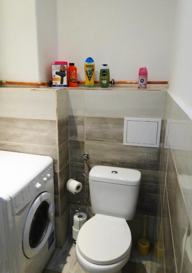 Apartament Wenecja บือตอม ภายนอก รูปภาพ